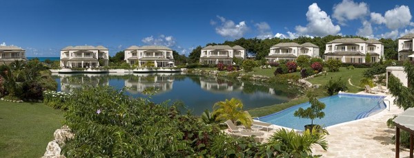 APES HILL OVER POOL PANO 2 NOV-09